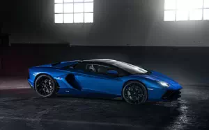 Lamborghini Aventador LP 780-4 Ultimae Roadster     