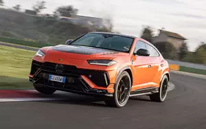 Lamborghini Urus Performante     