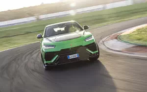 Lamborghini Urus Performante     