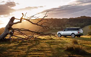 Range Rover Autobiography P400e LWB     