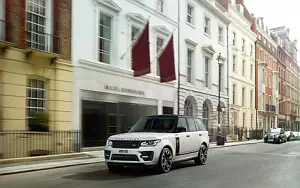 Range Rover SVO Design Pack     