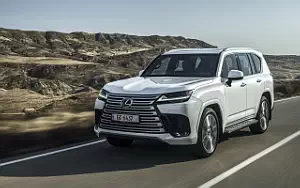 Lexus LX 500d     