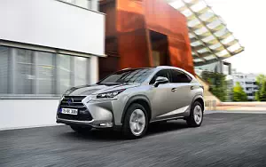 Lexus NX 300h     