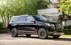 Lincoln Navigator L Black Label     