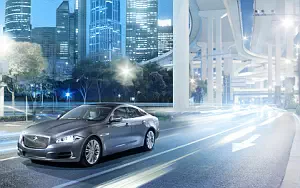 Jaguar XJ wide wallpapers