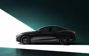 Maserati Ghibli S Q4 GranSport Nerissimo Pack     