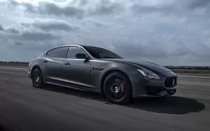 Maserati Quattroporte Trofeo Carbon Pack     