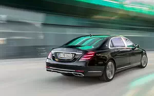 Mercedes-Maybach S 560     