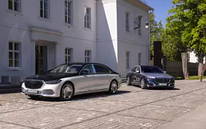 Mercedes-Maybach S 580 4MATIC (Nautical Blue High Tech Silver)     