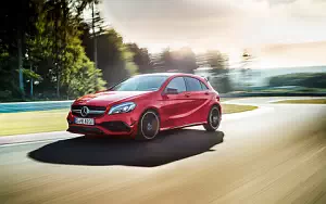 Mercedes-AMG A 45 4MATIC     