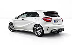 Mercedes-AMG A 45 4MATIC     