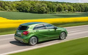 Mercedes-Benz A 220 d 4MATIC Style     