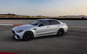 Mercedes-AMG C 63 S E Performance     