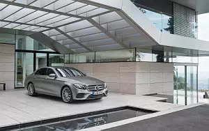 Mercedes-Benz E 400 4MATIC AMG Line     