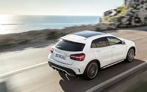 Mercedes-AMG GLA 45 4MATIC     