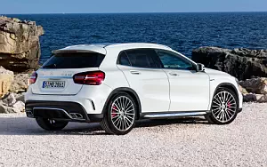 Mercedes-AMG GLA 45 4MATIC     