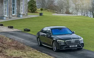 Mercedes-Benz S 350 d AMG Line UK-spec     