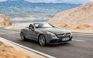 Mercedes-Benz SLC 300 AMG Line     