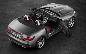 Mercedes-Benz SLC 300 AMG Line     