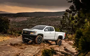 Chevrolet Colorado ZR2 Extended Cab Duramax Diesel 4x4 Off Road    HD 