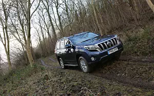 Toyota Land Cruiser UK-spec 4x4 Off Road    HD 