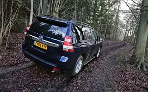 Toyota Land Cruiser UK-spec 4x4 Off Road    HD 