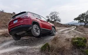 Jeep Compass Trailhawk 4x4 Off Road    HD 