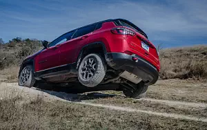 Jeep Compass Trailhawk 4x4 Off Road    HD 