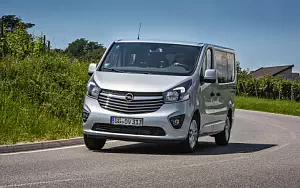 Opel Vivaro Combi plus     