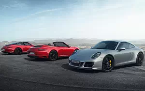 Porsche 911 Carrera 4 GTS     