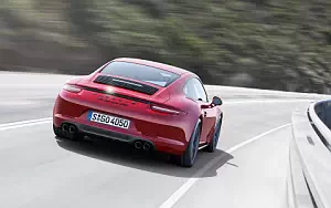 Porsche 911 Carrera GTS     