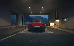 Porsche 911 Carrera GTS     