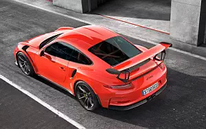 Porsche 911 GT3 RS     