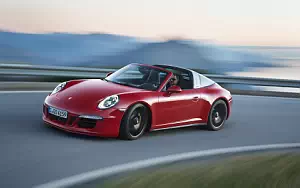 Porsche 911 Targa 4 GTS     