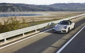 Porsche 911 Targa 4 GTS     