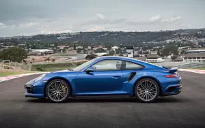 Porsche 911 Turbo     