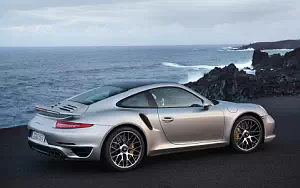 Porsche 911 Turbo S     