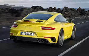 Porsche 911 Turbo S     