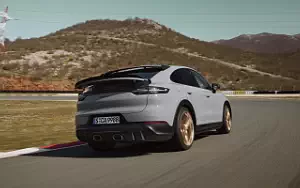 Porsche Cayenne Turbo GT     