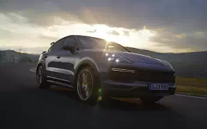 Porsche Cayenne Turbo GT     