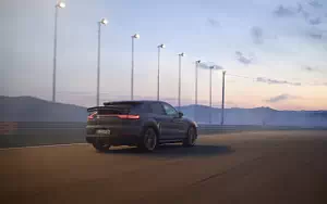 Porsche Cayenne Turbo GT     