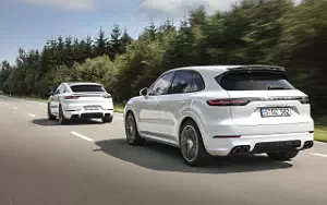 Porsche Cayenne Turbo S E-Hybrid Coupe     