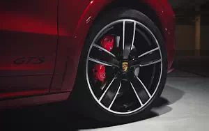 Porsche Cayenne GTS     