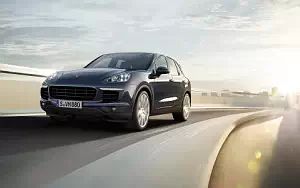 Porsche Cayenne S     