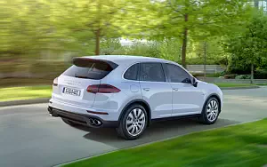 Porsche Cayenne S E-Hybrid     