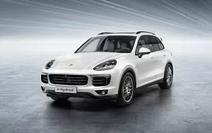 Porsche Cayenne S E-Hybrid     