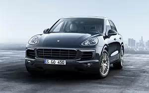 Porsche Cayenne S E-Hybrid Platinum Edition     