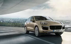 Porsche Cayenne Turbo     