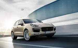 Porsche Cayenne Turbo     