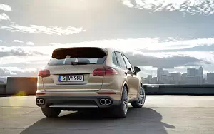 Porsche Cayenne Turbo     